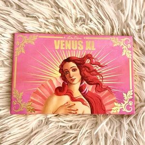 VENUS XL Eyeshadow Palette, High Impact Color, Ultimate Grunge Shadow Palette